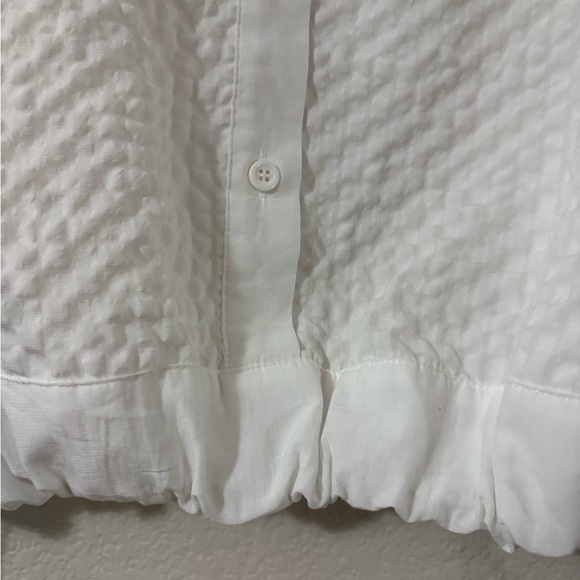 Self Contrast white bubble fabric pullover top. Button front. Size S - Picture 14 of 15